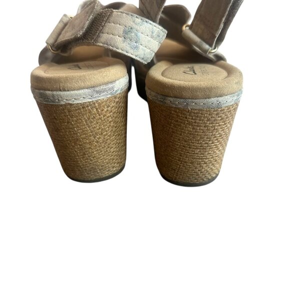 Clarks Giselle Cove Beige Floral Sandals Slingback Neutral Cork Wedges Size 11 - Picture 16 of 16